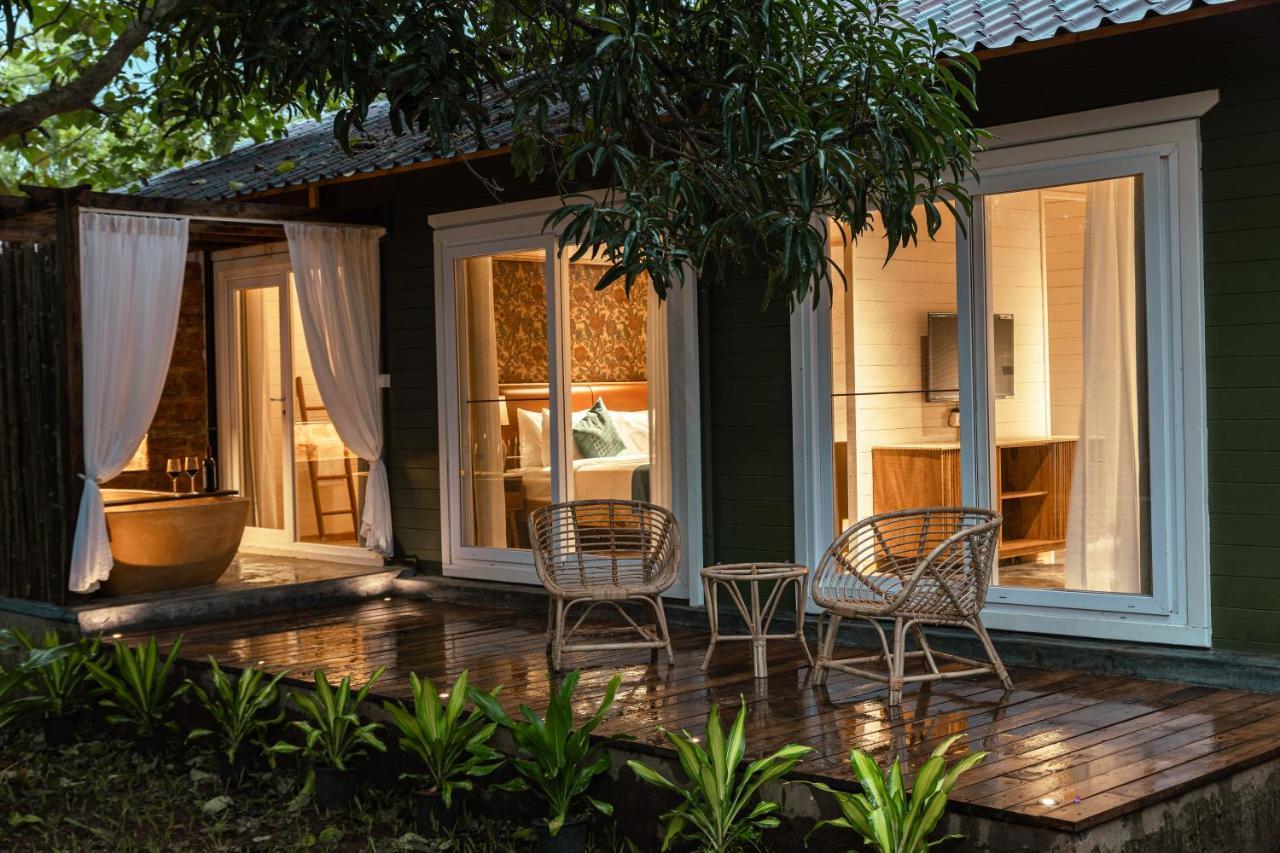 Larisa Resort Ashwem Mandrem Exterior foto
